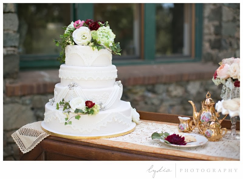 Wedding cake for vintage Downton Abbey wedding at Northstar House in Grass Valley, California